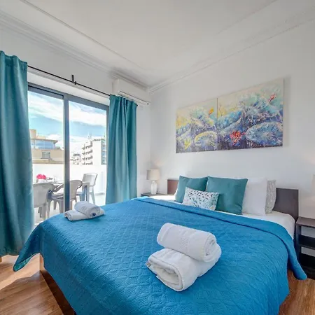 Apartment Fleur Court - 4 Bedroom Side Seaviews And Penthouse By Shortletsmalta *