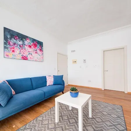 Lägenhet Fleur Court - 4 Bedroom Side Seaviews And Penthouse By Shortletsmalta