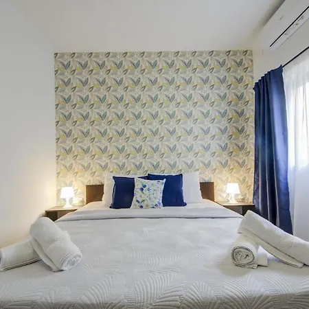 Fleur Court - 4 Bedroom Side Seaviews And Penthouse By Shortletsmalta *